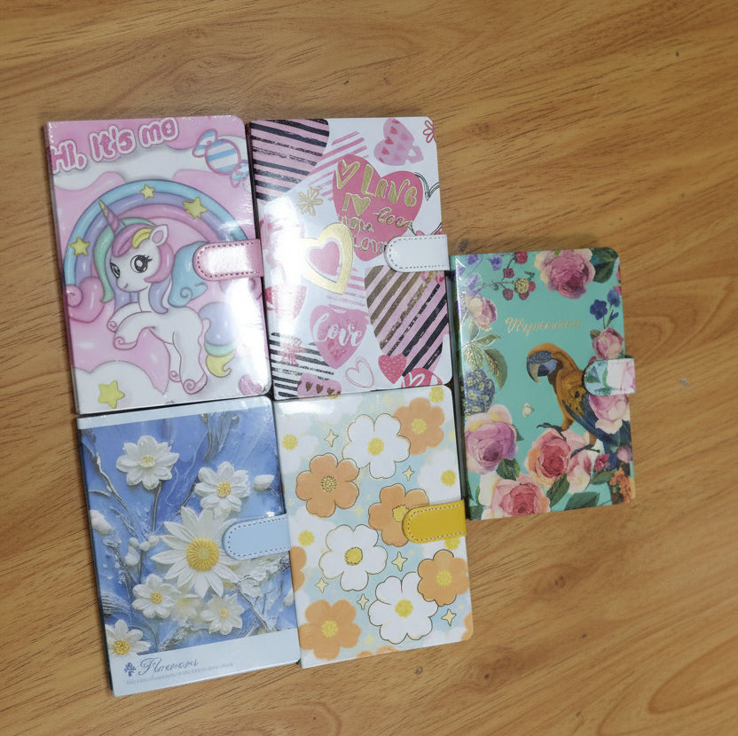 Agenda Pasta Dura con Broche Clark 13*19cm | CD 051101